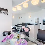Apartamento With Wifi - 15923 *