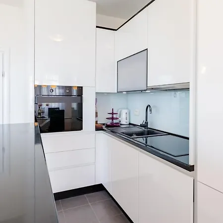 With Wifi - 15923 شقة