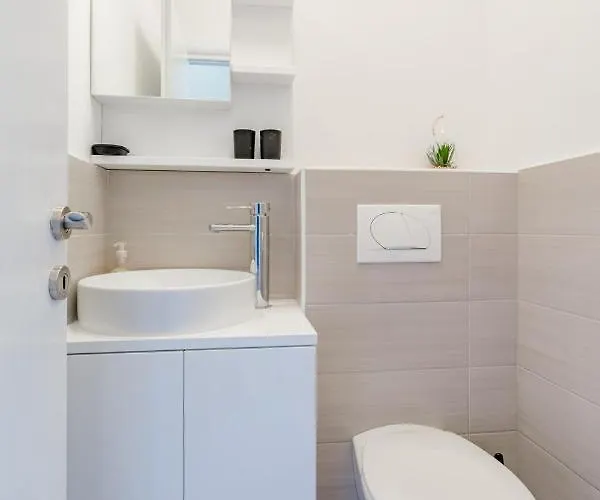 With Wifi - 15923 Apartment